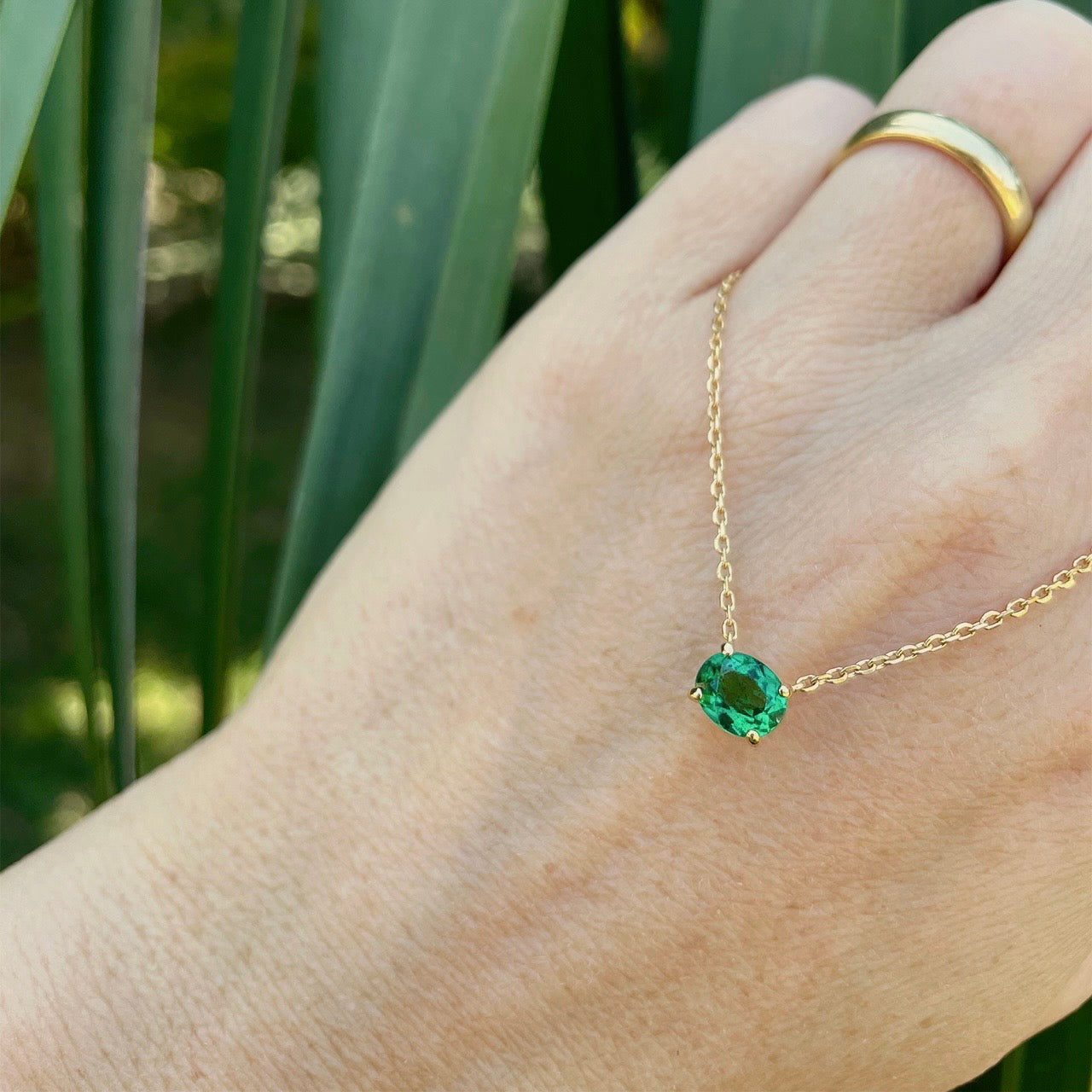 Floating Oval Emerald Necklace